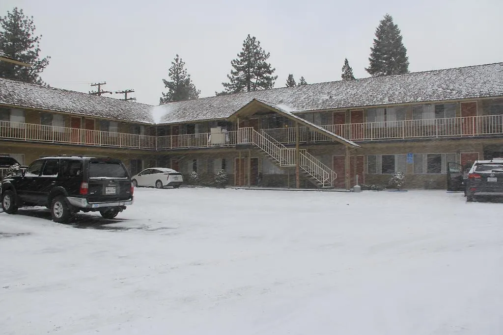 Howard Johnson By Wyndham South Lake Tahoe Hotel