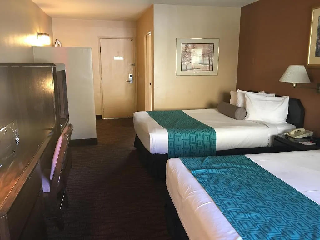 Howard Johnson By Wyndham South Lake Tahoe