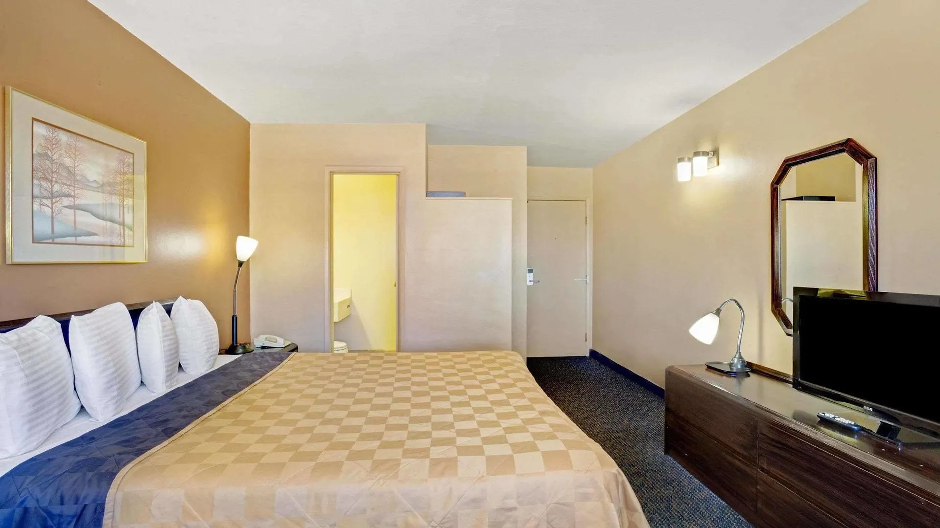 Howard Johnson By Wyndham South Lake Tahoe Hotel